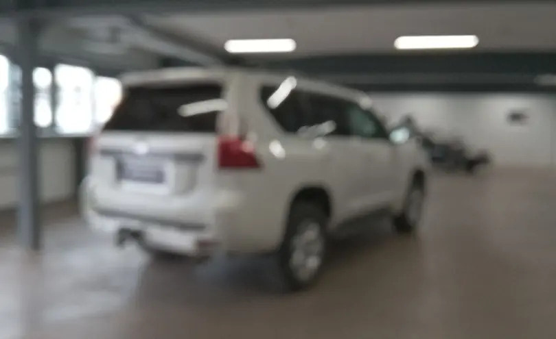 Toyota Land Cruiser Prado 2010 года за 13 000 000 тг. в Астана фото 3