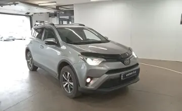 Toyota RAV4 2016 года за 10 700 000 тг. в Астана фото 2