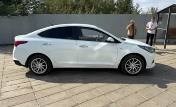 Hyundai Solaris 2020 года за 8 000 000 тг. в Уральск фото 4