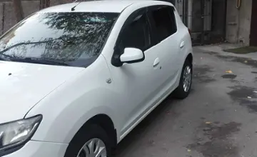 Renault Sandero 2014 года за 3 000 000 тг. в Алматы фото 2