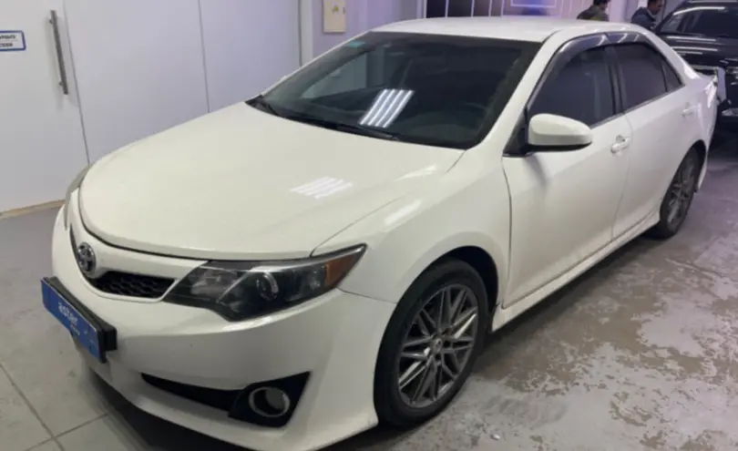 Toyota Camry 2013 года за 7 700 000 тг. в Павлодар