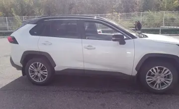 Toyota RAV4 2020 года за 15 000 000 тг. в Усть-Каменогорск фото 4