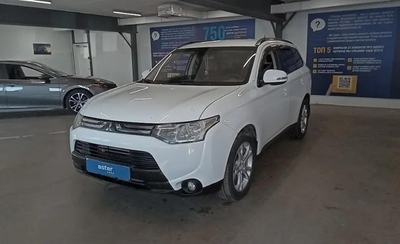 Mitsubishi Outlander 2012 года за 9 000 000 тг. в Астана