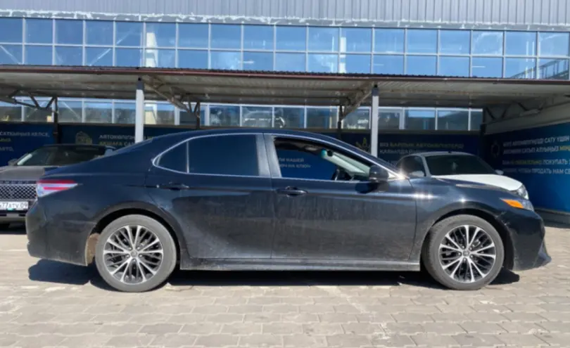 Toyota Camry 2020 года за 12 500 000 тг. в Караганда фото 4