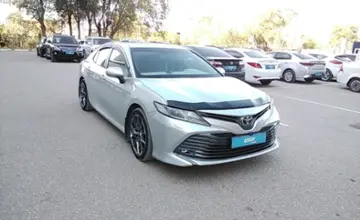 Toyota Camry 2019 года за 13 500 000 тг. в Актобе фото 3