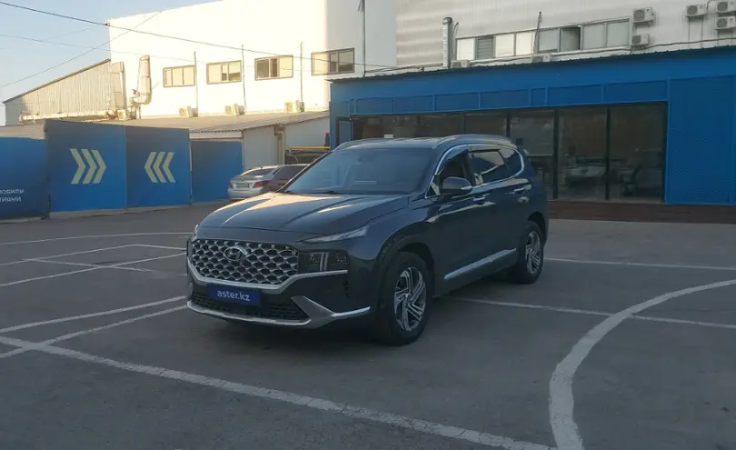 Hyundai Santa Fe 2021 года за 13 000 000 тг. в Алматы