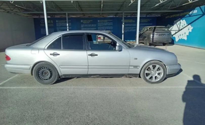 Mercedes-Benz E-Класс 1998 года за 2 500 000 тг. в Кызылорда фото 4
