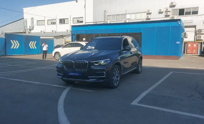 BMW X5 2023 года за 22 000 000 тг. в Алматы