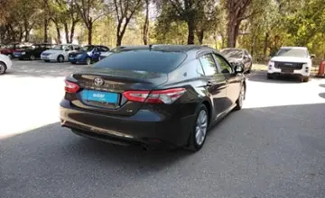 Toyota Camry 2019 года за 14 000 000 тг. в Актобе