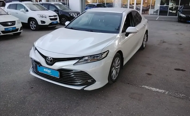 Toyota Camry 2021 года за 15 500 000 тг. в Актобе