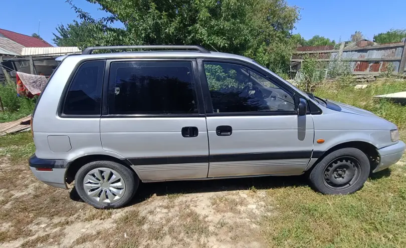 Mitsubishi Space Runner 1995 года за 1 000 000 тг. в Алматы фото 2