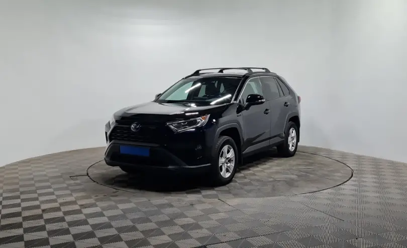 Toyota RAV4 2021 года за 16 500 000 тг. в Алматы