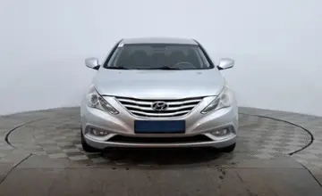 Hyundai Sonata 2011 года за 5 550 000 тг. в Астана фото 2