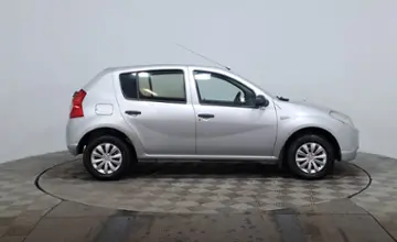 Renault Sandero 2014 года за 2 990 000 тг. в Астана фото 4