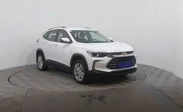 Chevrolet Tracker 2023 года за 8 250 000 тг. в Астана фото 3