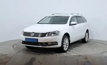 Volkswagen Passat 2012 года за 5 950 000 тг. в Астана фото 1