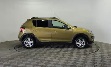 Renault Sandero 2015 года за 4 290 000 тг. в Алматы фото 4