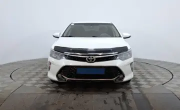 Toyota Camry 2017 года за 10 790 000 тг. в Астана фото 2