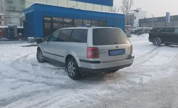 Volkswagen Passat 2004 года за 1 590 000 тг. в Алматы фото 4