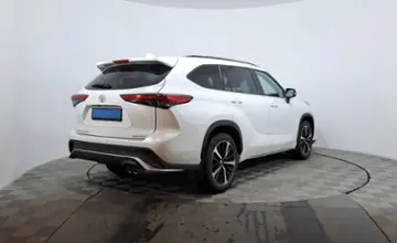 Toyota Highlander 2021 года за 25 500 000 тг. в Астана