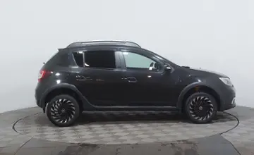 Renault Sandero 2021 года за 6 000 000 тг. в Астана фото 4