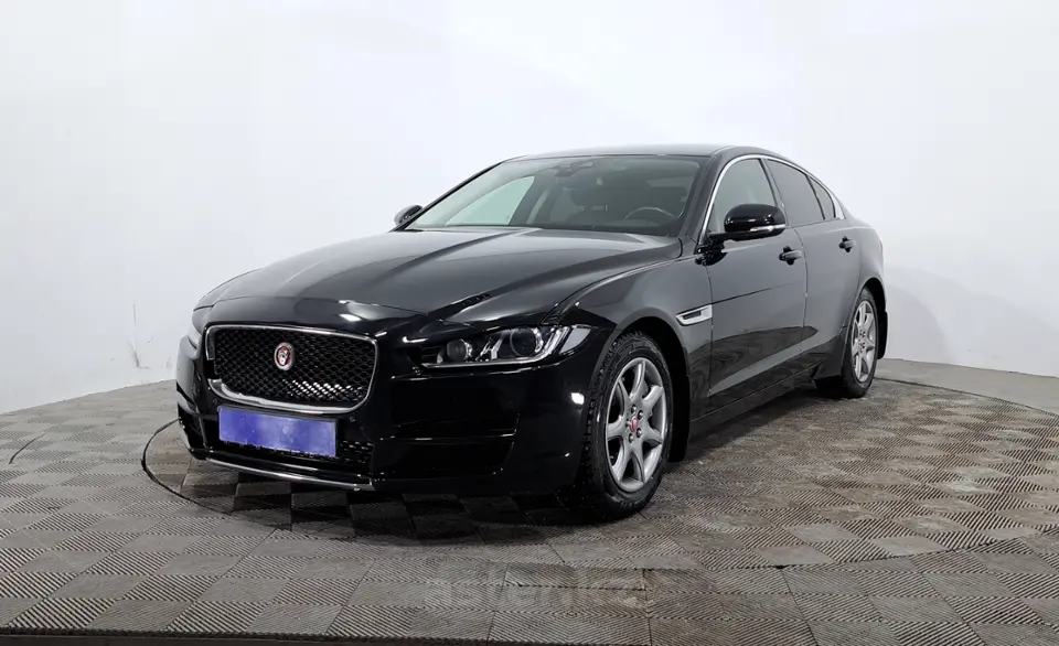 2017 Jaguar XE