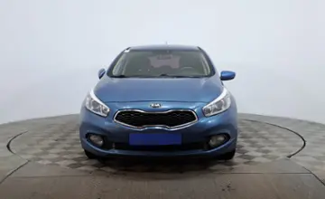 Kia Ceed 2014 года за 6 190 000 тг. в Астана фото 2