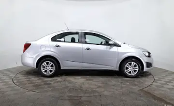 Chevrolet Aveo 2015 года за 3 500 000 тг. в Астана фото 4