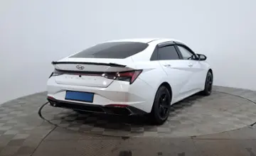 Hyundai Avante 2020 года за 8 350 000 тг. в Астана