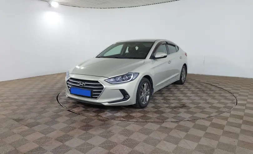 Hyundai Elantra 2018 года за 7 890 000 тг. в Шымкент