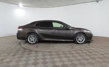 Toyota Camry 2018 года за 14 990 000 тг. в Шымкент фото 4