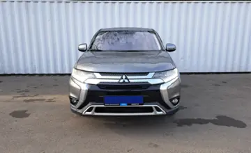 Mitsubishi Outlander 2019 года за 8 790 000 тг. в Алматы фото 2