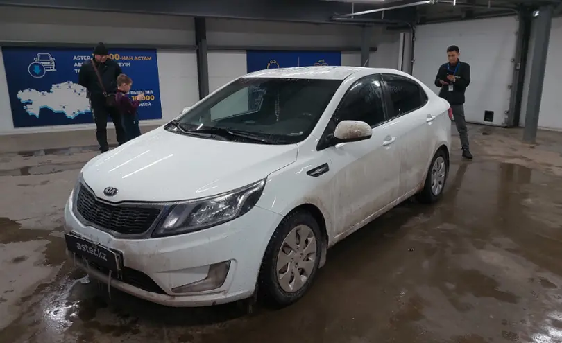 Kia Rio 2015 года за 5 250 000 тг. в Астана