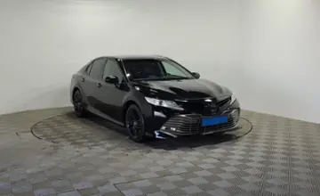 Toyota Camry 2018 года за 15 200 000 тг. в Алматы фото 3
