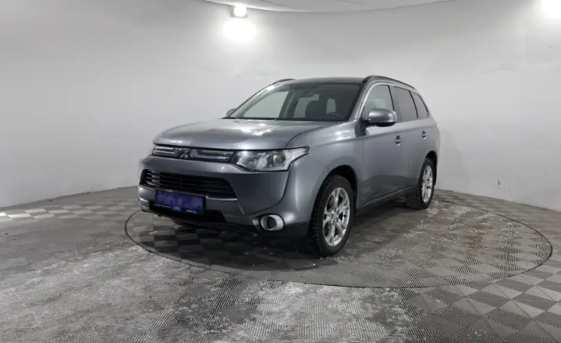 Mitsubishi Outlander 2013 года за 6 990 000 тг. в Павлодар