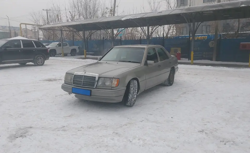 1992 Mercedes-Benz E-Класс