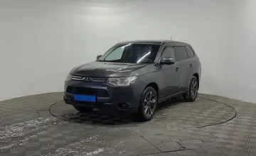 Mitsubishi Outlander 2014 года за 6 990 000 тг. в Алматы фото 1