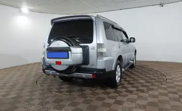 Mitsubishi Pajero 2009 года за 7 990 000 тг. в Шымкент