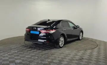 Toyota Camry 2019 года за 14 700 000 тг. в Алматы