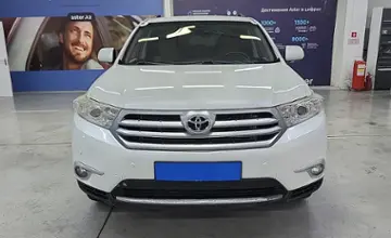 Toyota Highlander 2011 года за 11 590 000 тг. в Усть-Каменогорск фото 2