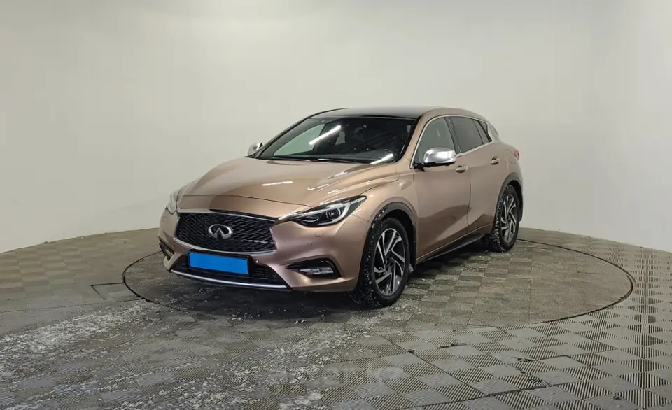 2017 Infiniti Q30