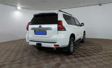 Toyota Land Cruiser Prado 2019 года за 21 990 000 тг. в Шымкент