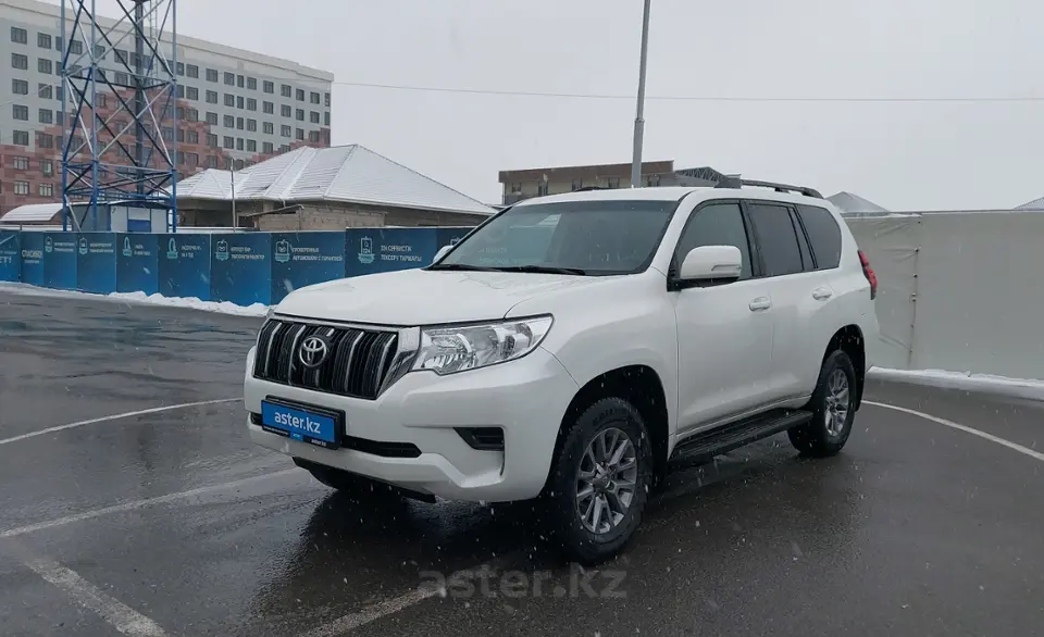 2019 Toyota Land Cruiser Prado