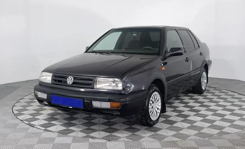 Volkswagen Vento 1993 года за 850 000 тг. в Караганда