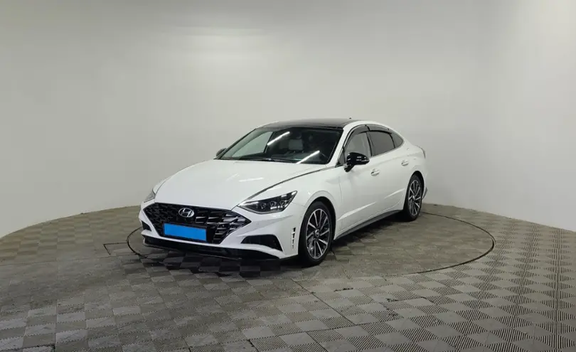 Hyundai Sonata 2022 года за 11 590 000 тг. в Алматы