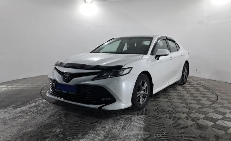 Toyota Camry 2018 года за 13 000 000 тг. в Павлодар