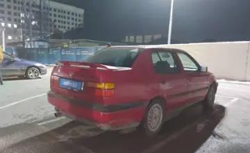 Volkswagen Vento 1993 года за 690 000 тг. в Шымкент фото 3