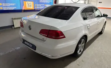Volkswagen Passat 2013 года за 4 800 000 тг. в Уральск