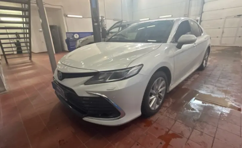Toyota Camry 2023 года за 15 000 000 тг. в Астана