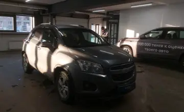 Chevrolet Tracker 2014 года за 5 000 000 тг. в Астана фото 2